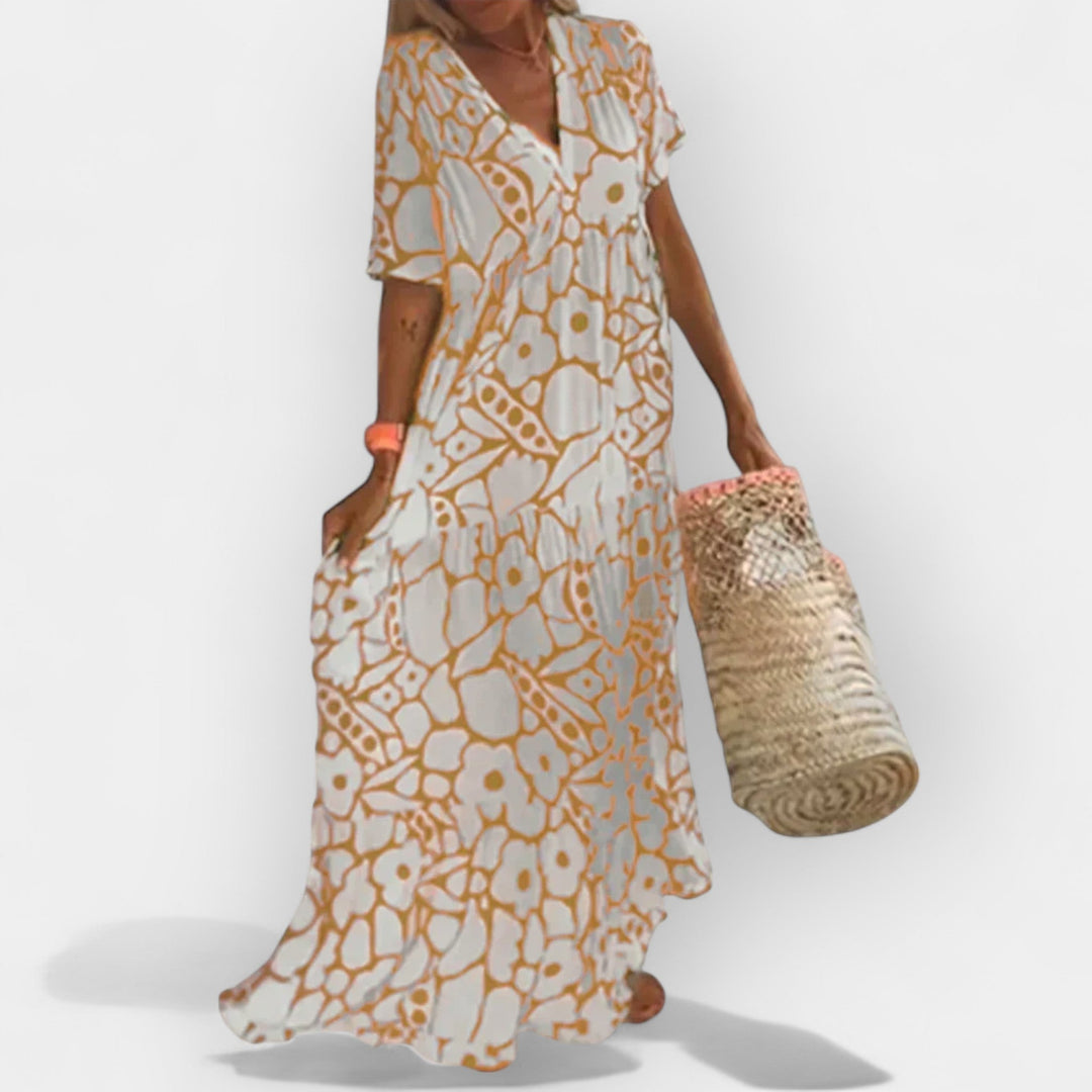 Prozračno ljetno odijelo s uzorkom