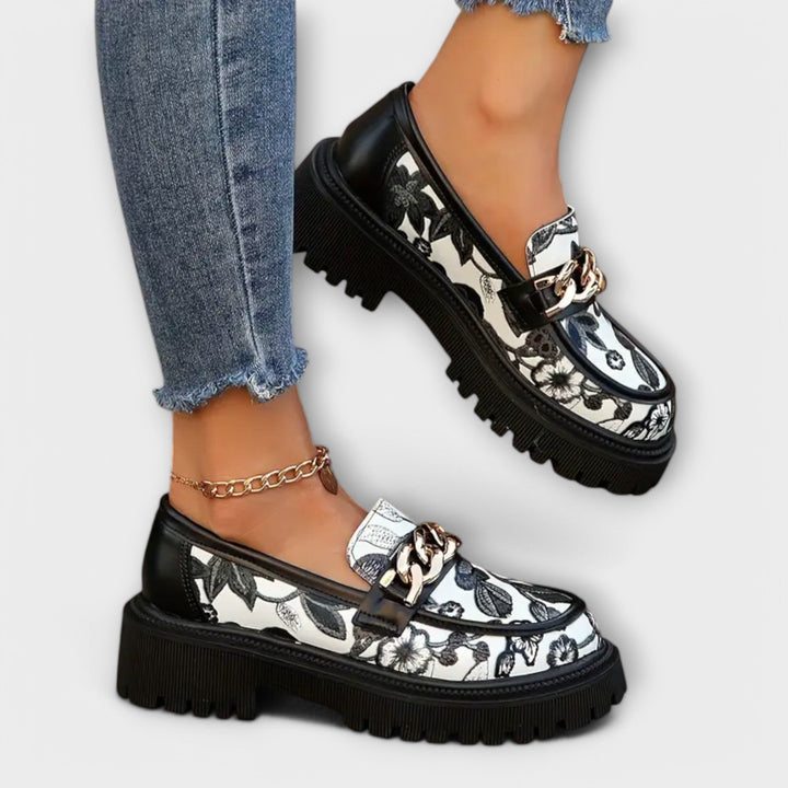 Sandra - Klasične Retro Mokasine sa Stilom