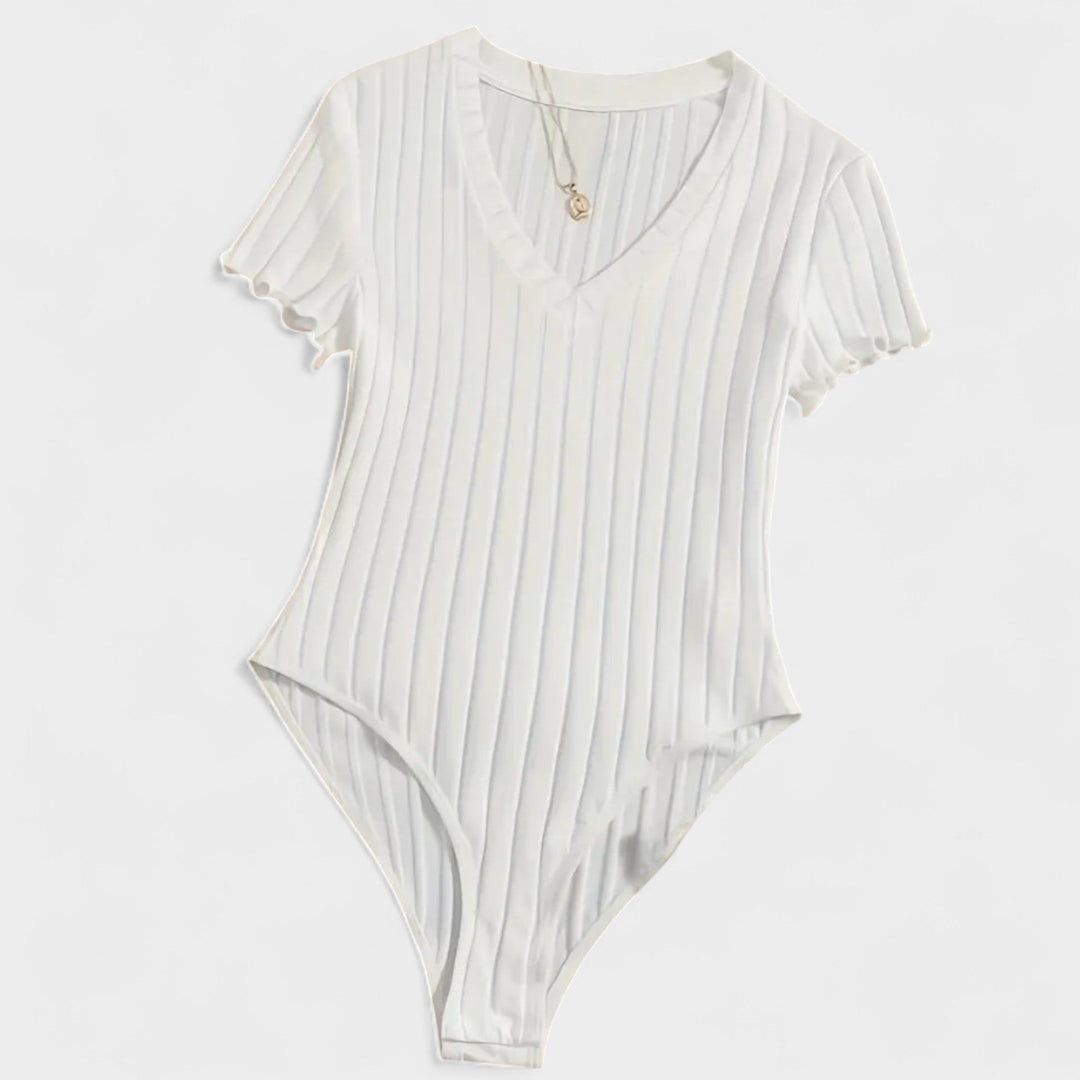 Hlačice s detaljima cijevi