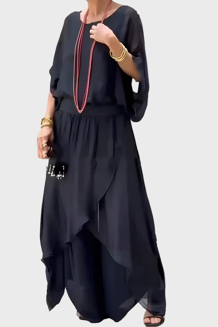 Široki top i hlače s poderotinama – Set od dva komada od svile