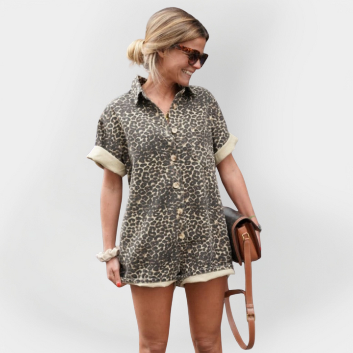 Jednodelna kombinacija s leopard uzorkom