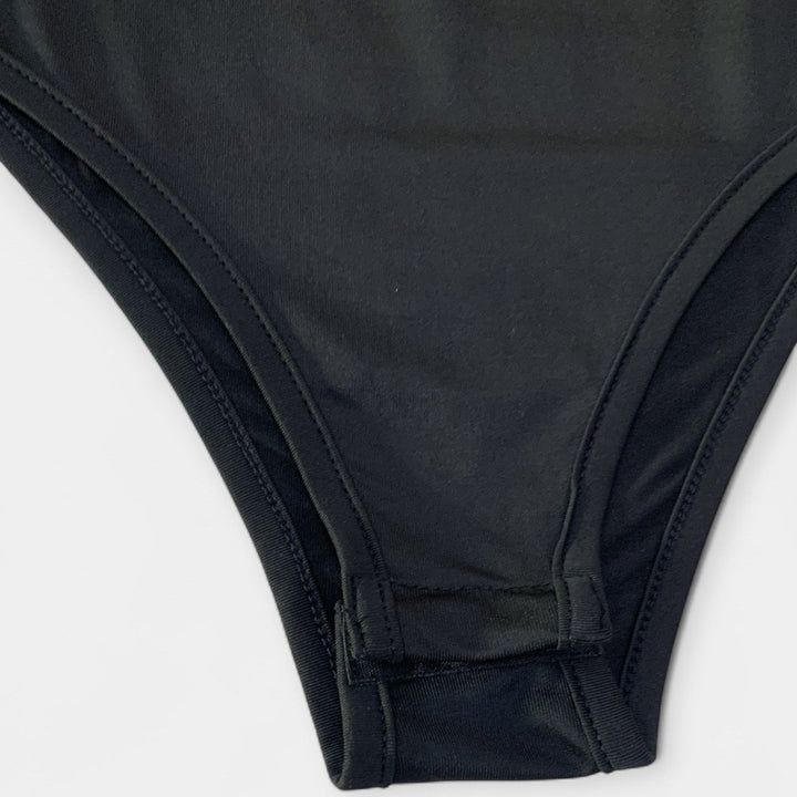 Ljetni bodi u obliku slova V