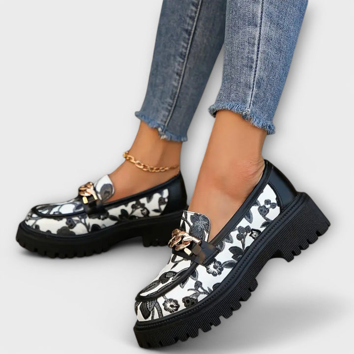 Sandra - Klasične Retro Mokasine sa Stilom