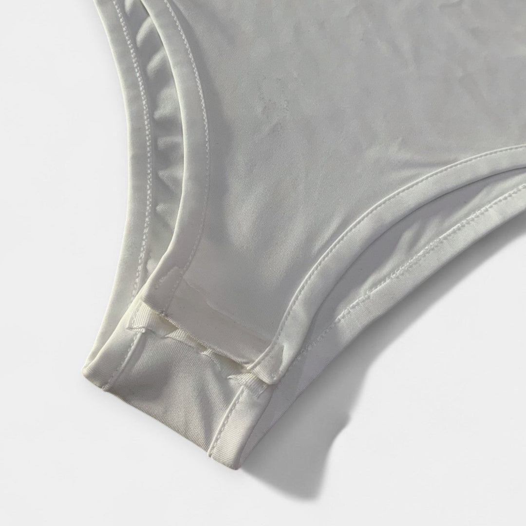 Ljetni bodi u obliku slova V