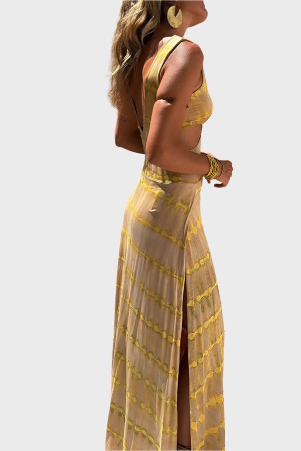 Udobna haljina s izrezom