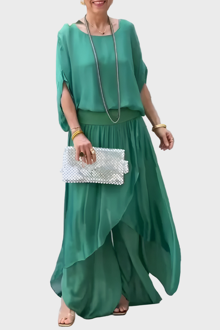 Široki top i hlače s poderotinama – Set od dva komada od svile