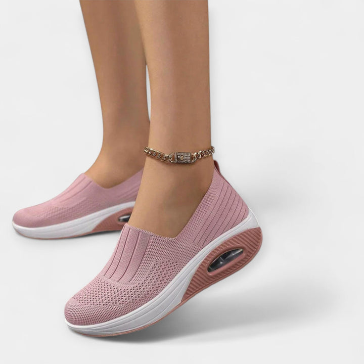 Udobne i jednostavne cipele