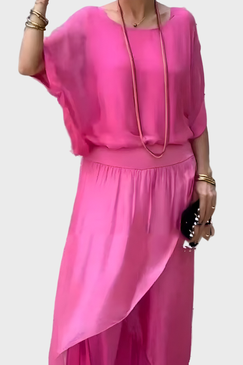 Široki top i hlače s poderotinama – Set od dva komada od svile