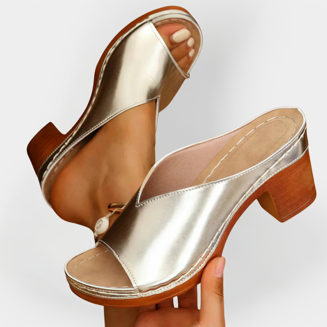 Ortopedske sandale s debelom petom