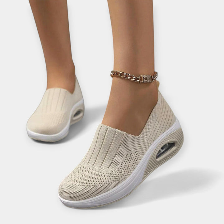 Udobne i jednostavne cipele