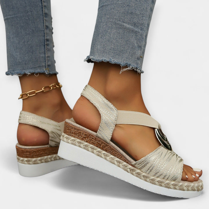 Rimske sandale s tkanjem