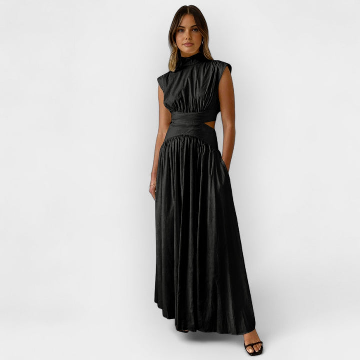 Stilizirana haljina s rezovima