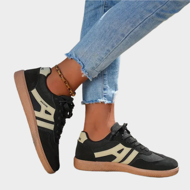 Sportske tenisice s retro detaljima