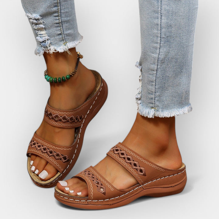 Anatomske sandale s elegantnim dizajnom