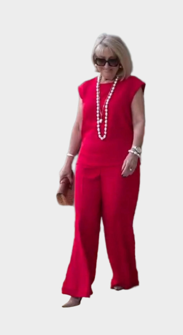 Elegantan i udoban komplet odjeće