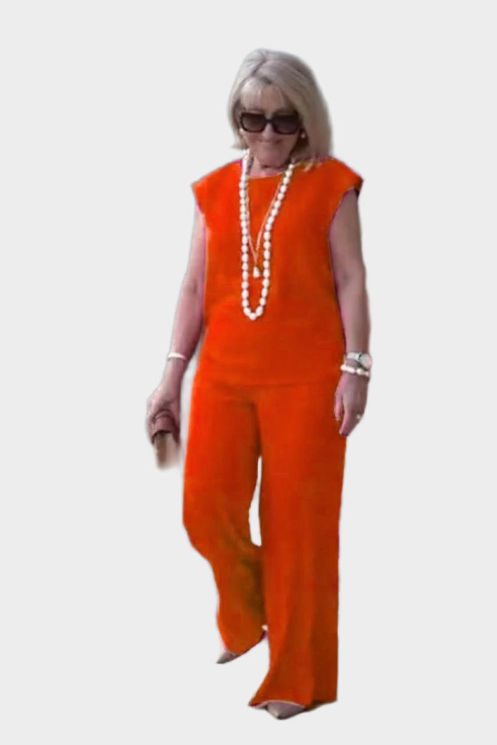 Elegantan i udoban komplet odjeće