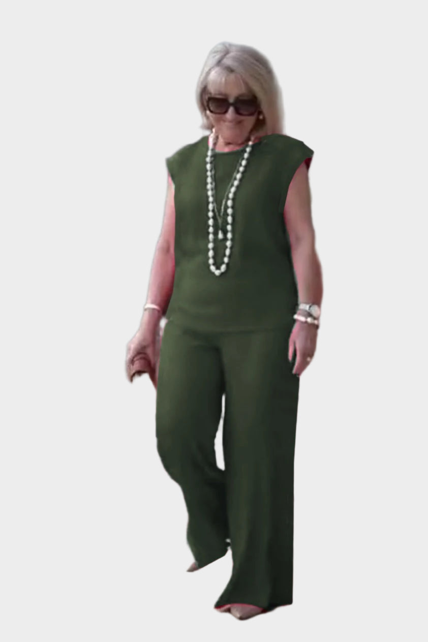 Elegantan i udoban komplet odjeće