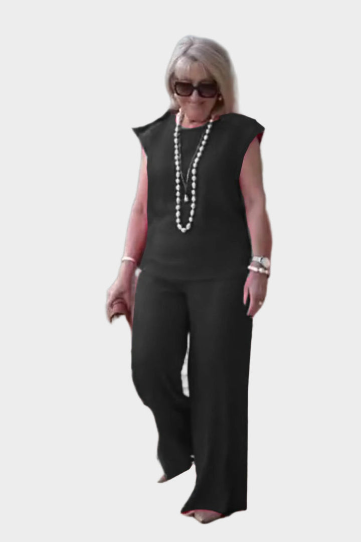 Elegantan i udoban komplet odjeće