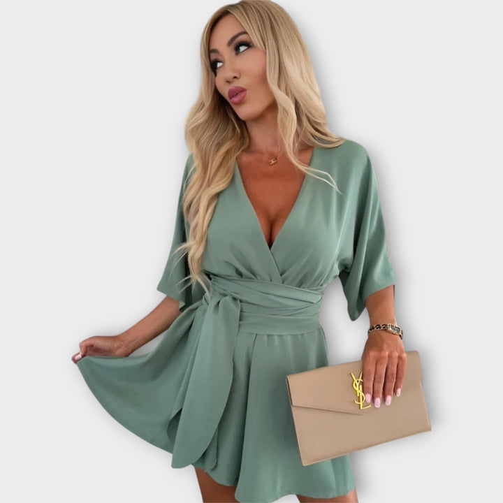 Zračno ljetno suknja s rokom i remenom