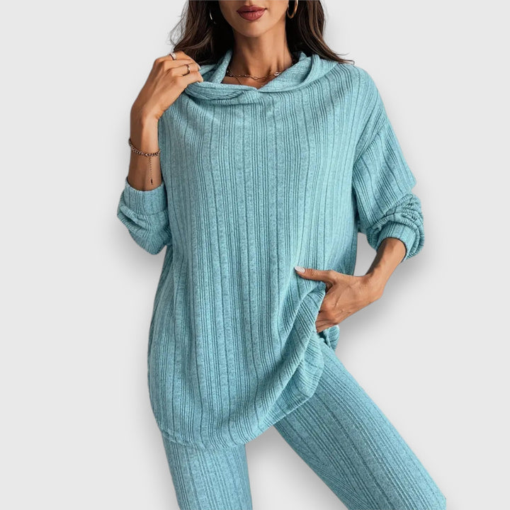 Udobni dvodijelni set