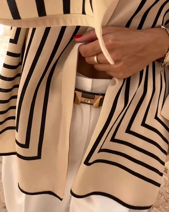 Košulja s prugama elegantnog stila