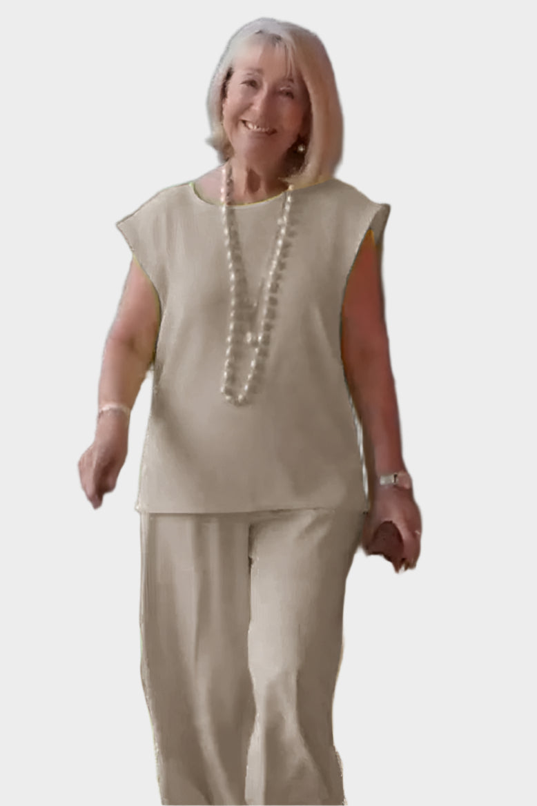 Elegantan i udoban komplet odjeće