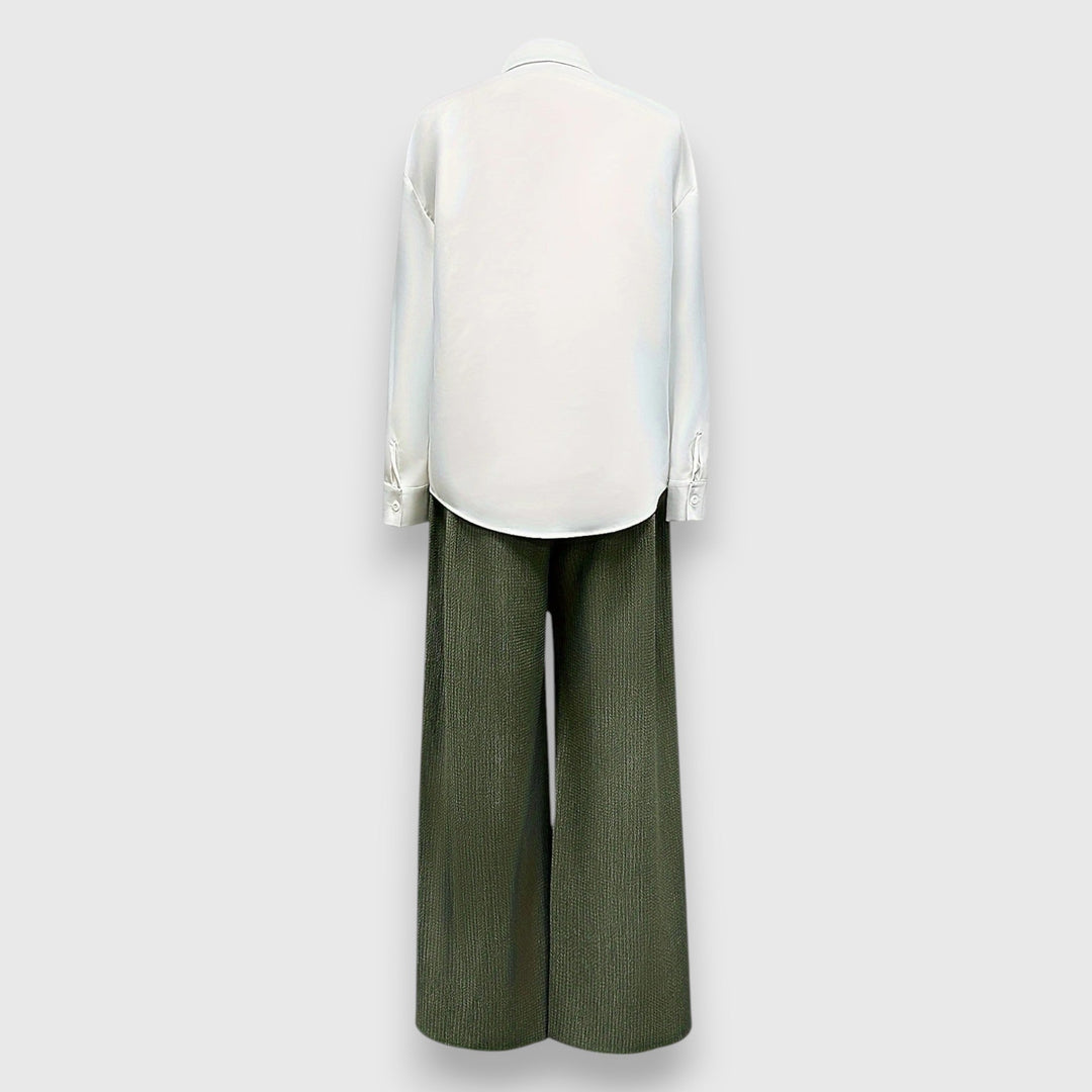 Set s dvo-tonskim stilom