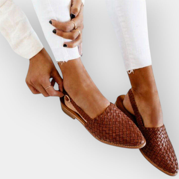 Ručno izrađeno s minimalističkim dizajnom