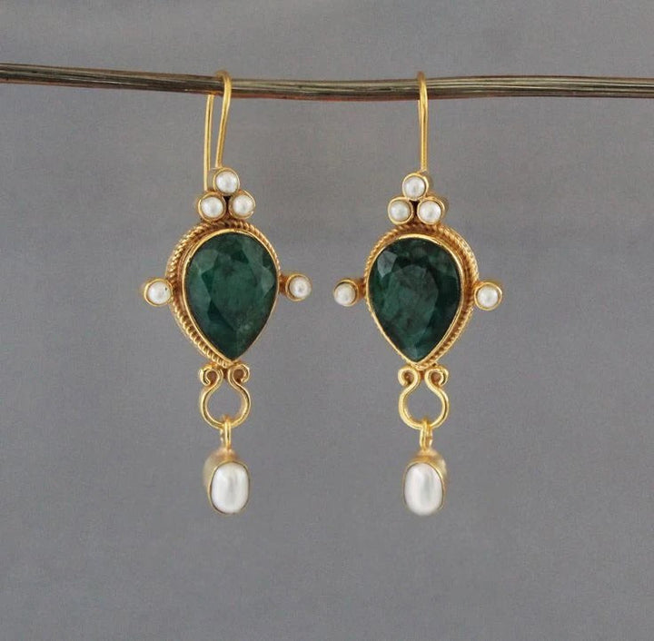 Vintage naušnice od bisera Gaby za elegantan izgled